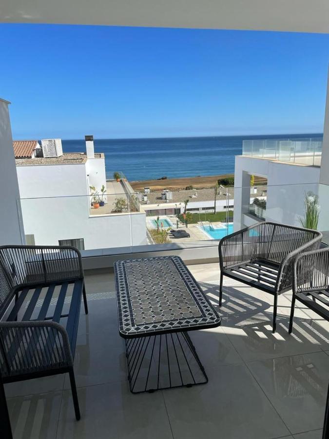 Modern duplex in Alcaidesa Links II Apartment Bagian luar foto